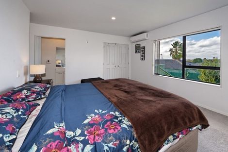 Photo of property in 3a Summerland Drive, Henderson, Auckland, 0612