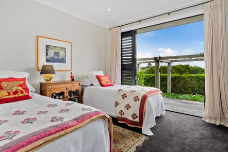 Photo of property in 167 Cape Rodney Road, Leigh, 0985