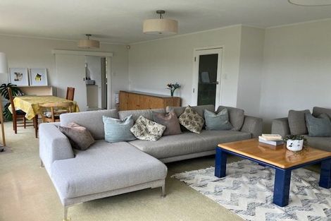 Photo of property in 48 Huntingdon Street, Northland, Wellington, 6012