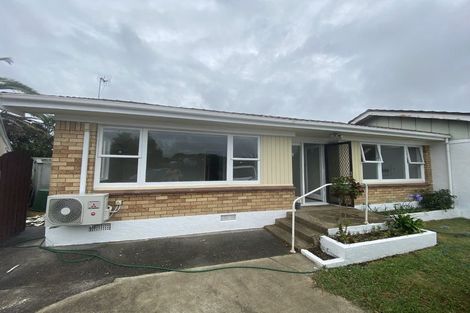 Photo of property in 1/11 Carolyn Street, Manukau, Auckland, 2025