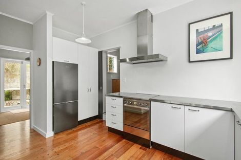 Photo of property in 211 Marine Parade, Seatoun, Wellington, 6022