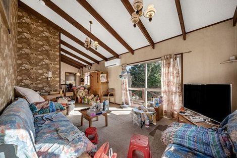 Photo of property in 14 Elsted Place, Goodwood Heights, Auckland, 2105