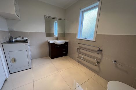 Photo of property in 4 Vanguard Road, Kelston, Auckland, 0602