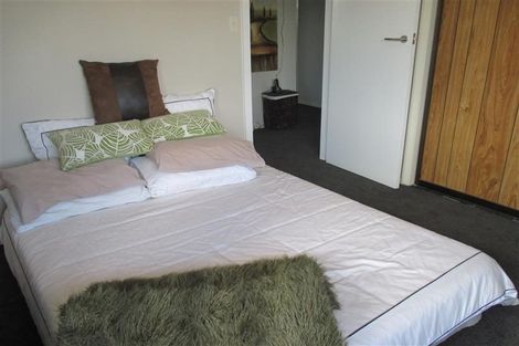 Photo of property in 10 Fairmile Place, Russley, Christchurch, 8042