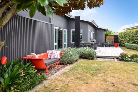 Photo of property in 24 Coleraine Drive, Rototuna, Hamilton, 3210