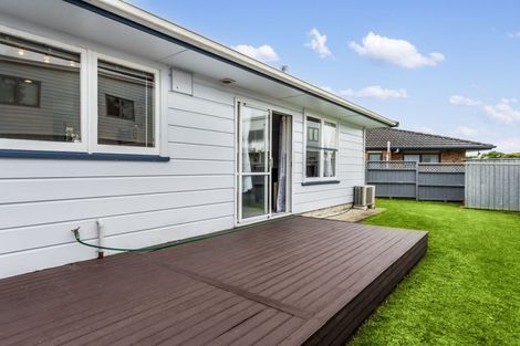 Photo of property in 7 Barberry Lane, Te Atatu Peninsula, Auckland, 0610