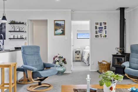 Photo of property in 6 Turangitukua Terrace, Kuratau, Turangi, 3381