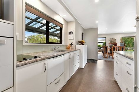 Photo of property in 7 Waimanu Place, Point Wells, Warkworth, 0986