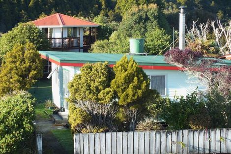 Photo of property in 3 The Strand, Okarito, Whataroa, 7886