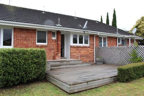Photo of property in 2/109 Shakespeare Road, Milford, Auckland, 0620