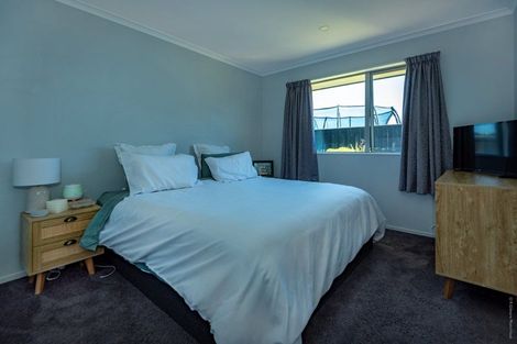 Photo of property in 18 Northmoor Boulevard, Rolleston, 7615