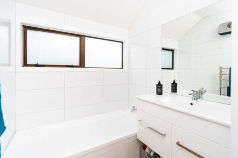 Photo of property in 80 Amapur Drive, Khandallah, Wellington, 6035