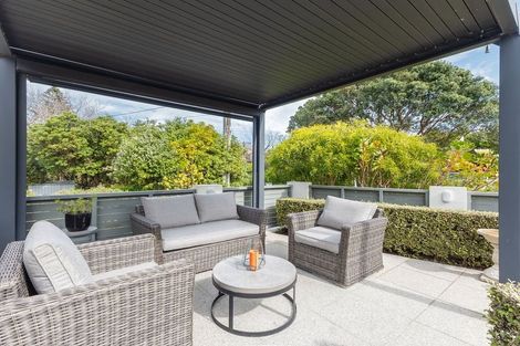 Photo of property in 6a Kohutuhutu Road, Raumati Beach, Paraparaumu, 5032
