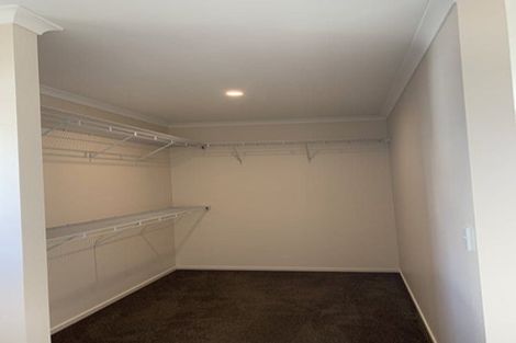 Photo of property in 12 Havana Rise, Grenada Village, Wellington, 6037