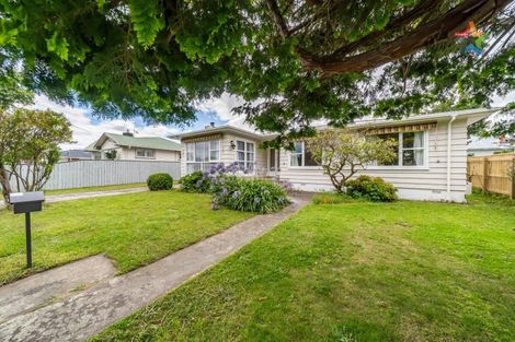 Photo of property in 4 Stamford Grove, Avalon, Lower Hutt, 5011