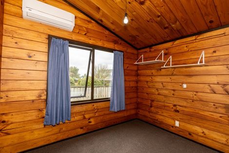 Photo of property in 25b Pohutukawa Drive, Pukete, Hamilton, 3200