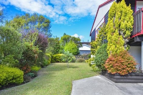 Photo of property in 125 Stapleford Crescent, Browns Bay, Auckland, 0630