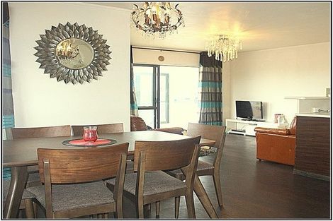 Photo of property in 363a Glenfield Road, Glenfield, Auckland, 0629