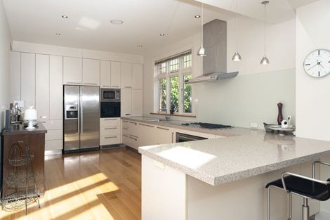 Photo of property in 355 Highgate, Roslyn, Dunedin, 9010