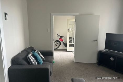 Photo of property in 27 Bulteel Street, New Plymouth, 4310