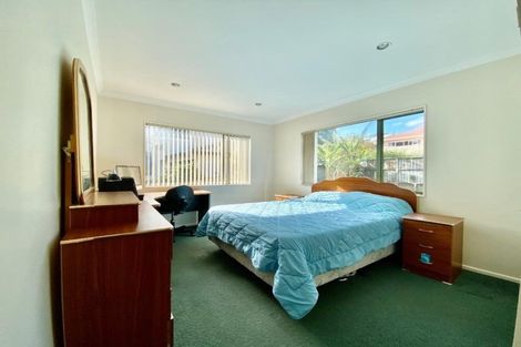 Photo of property in 7 Sesame Grove, Goodwood Heights, Auckland, 2105