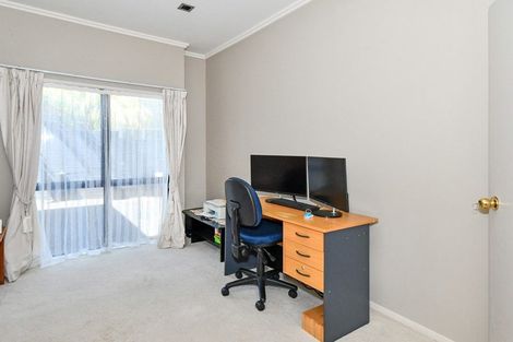 Photo of property in 9 Elias Court, The Gardens, Auckland, 2105