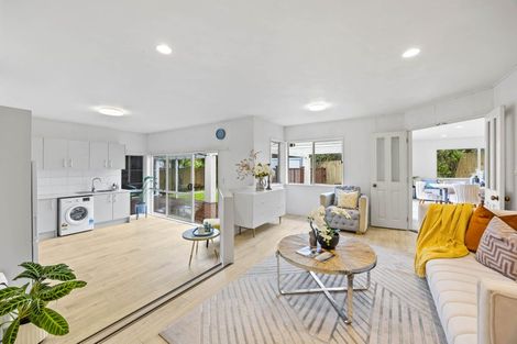 Photo of property in 26 Dannemora Drive, Dannemora, Auckland, 2016