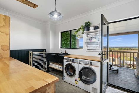 Photo of property in 196 Pukehina Parade, Pukehina, Te Puke, 3189