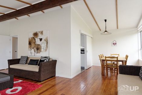 Photo of property in 15 Bellringer Road, Massey, Auckland, 0614