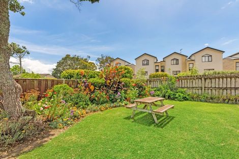 Photo of property in 22 Glynnbrooke Street, Te Atatu South, Auckland, 0610