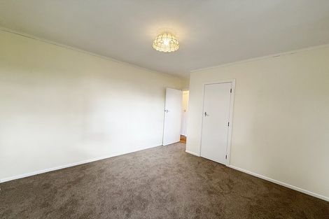 Photo of property in 1/6 Edgewater Drive, Pakuranga, Auckland, 2010