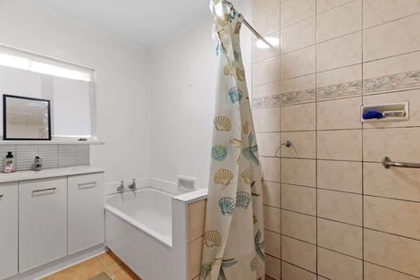 Photo of property in 1/9 Keeney Court, Papakura, 2110