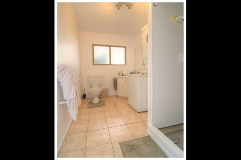 Photo of property in 1b/88 Aroha Avenue, Sandringham, Auckland, 1025