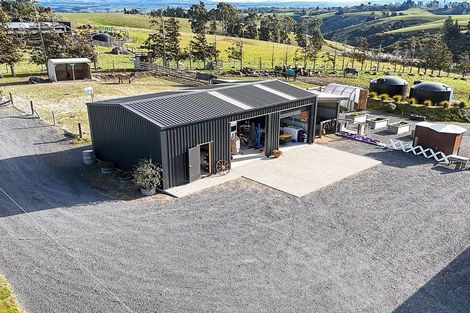 Photo of property in 64 Cameron Road, Hillend, Balclutha, 9272