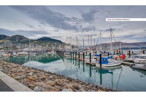 Photo of property in 32 Godley Quay, Lyttelton, 8082