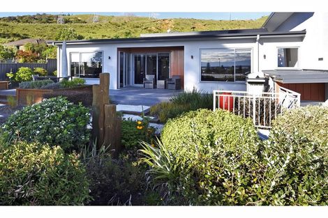 Photo of property in 241 The Ridgeway, Stoke, Nelson, 7011