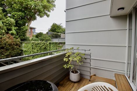 Photo of property in Habitat Apartments, 12/31 Byron Avenue, Takapuna, Auckland, 0622