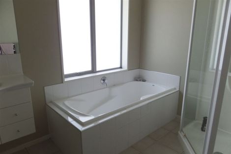 Photo of property in 15 Mcmahon Drive, Aidanfield, Christchurch, 8025