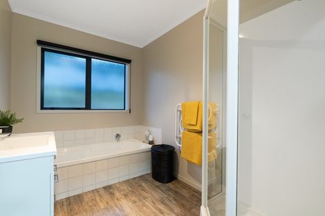 Photo of property in 10 Avon Rise, Welcome Bay, Tauranga, 3112