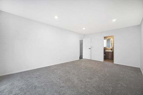 Photo of property in 12 Pleasant Way, Matakatia, Whangaparaoa, 0930