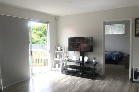 Photo of property in 2/246 Mount Wellington Highway, Mount Wellington, Auckland, 1060