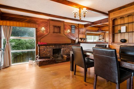 Photo of property in 130 Verran Road, Birkdale, Auckland, 0626