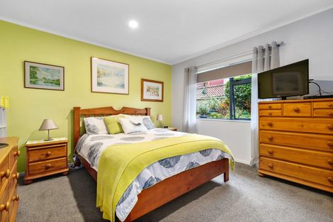 Photo of property in 1 Mabian Crescent, Deanwell, Hamilton, 3206