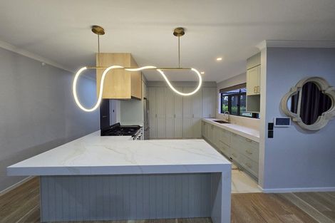 Photo of property in 190 Oraha Road, Kumeu, 0892