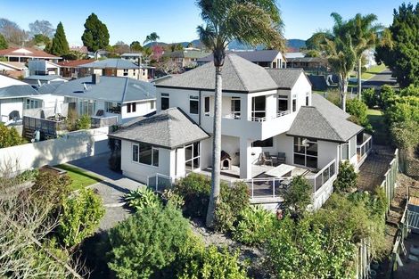 Photo of property in 48 Oxford Street, Te Puke, 3119