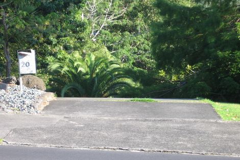 Photo of property in 20 Oaktree Avenue, Browns Bay, Auckland, 0630