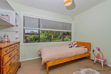 Photo of property in 282 Shaw Road, Titirangi, Auckland, 0604