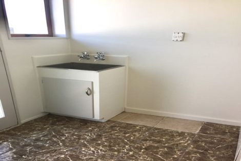 Photo of property in 1/44 Megan Avenue, Pakuranga Heights, Auckland, 2010