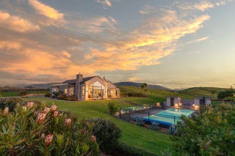 Photo of property in 56 Puruaha Road, Te Horo, Otaki, 5581