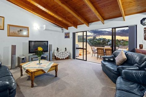 Photo of property in 42b Redwing Street, Browns Bay, Auckland, 0630